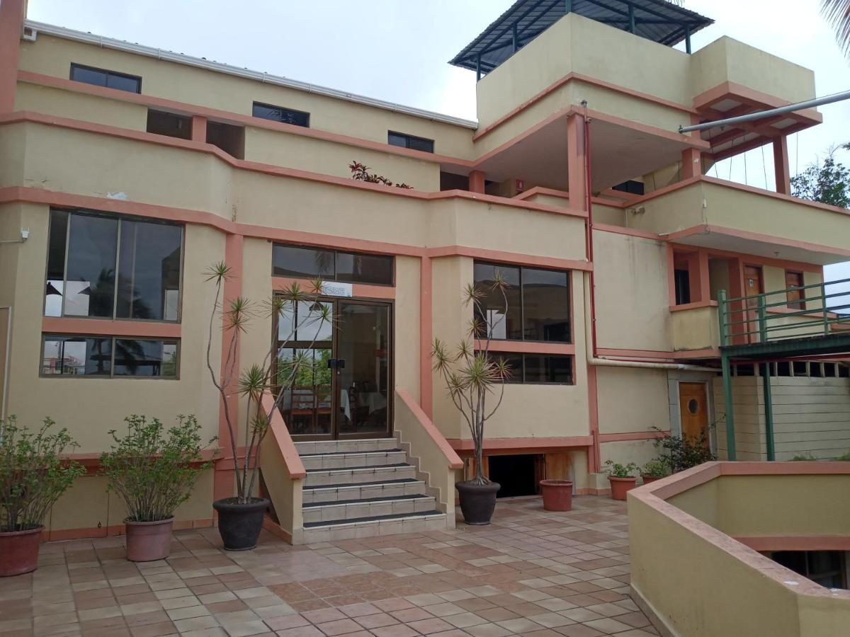 Hotel Palmeras Galapagos Puerto Ayora  Kültér fotó