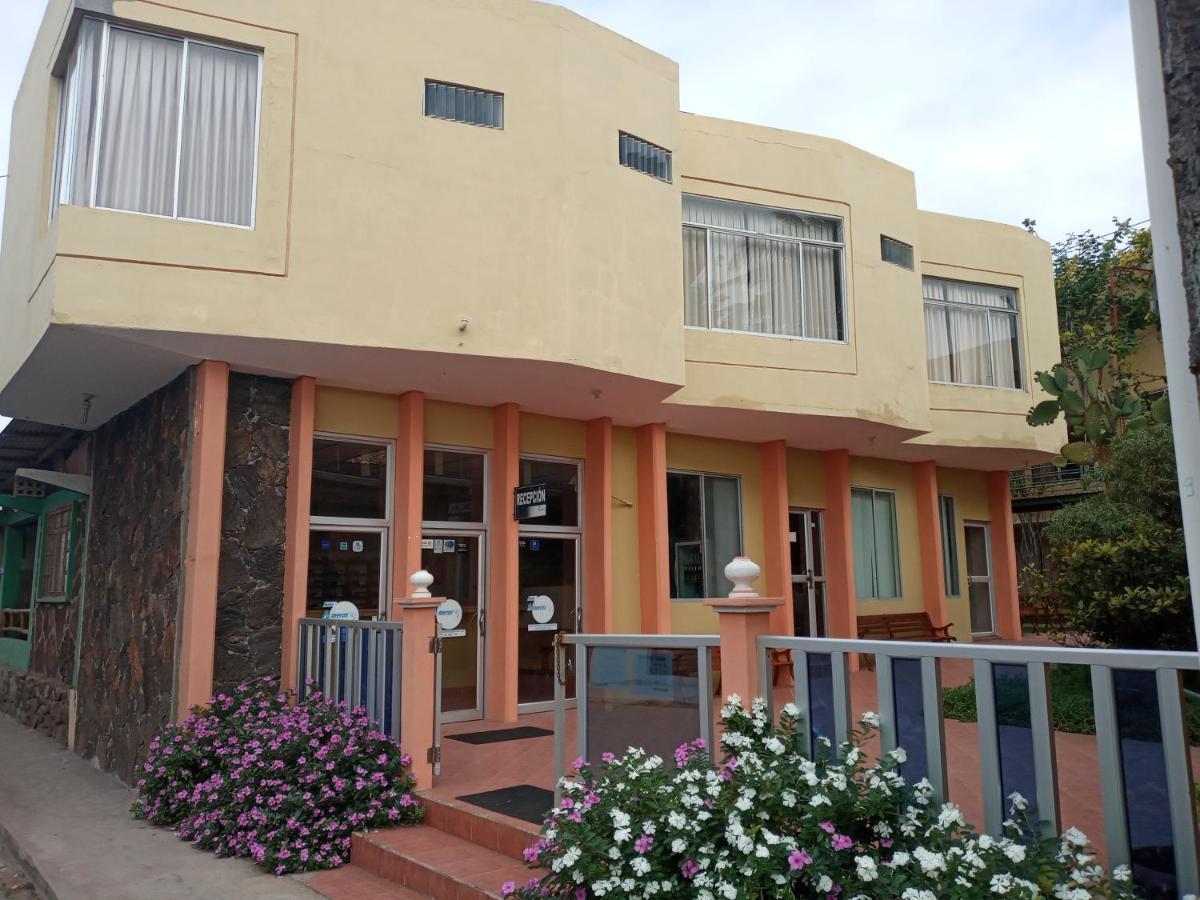 Hotel Palmeras Galapagos Puerto Ayora  Kültér fotó